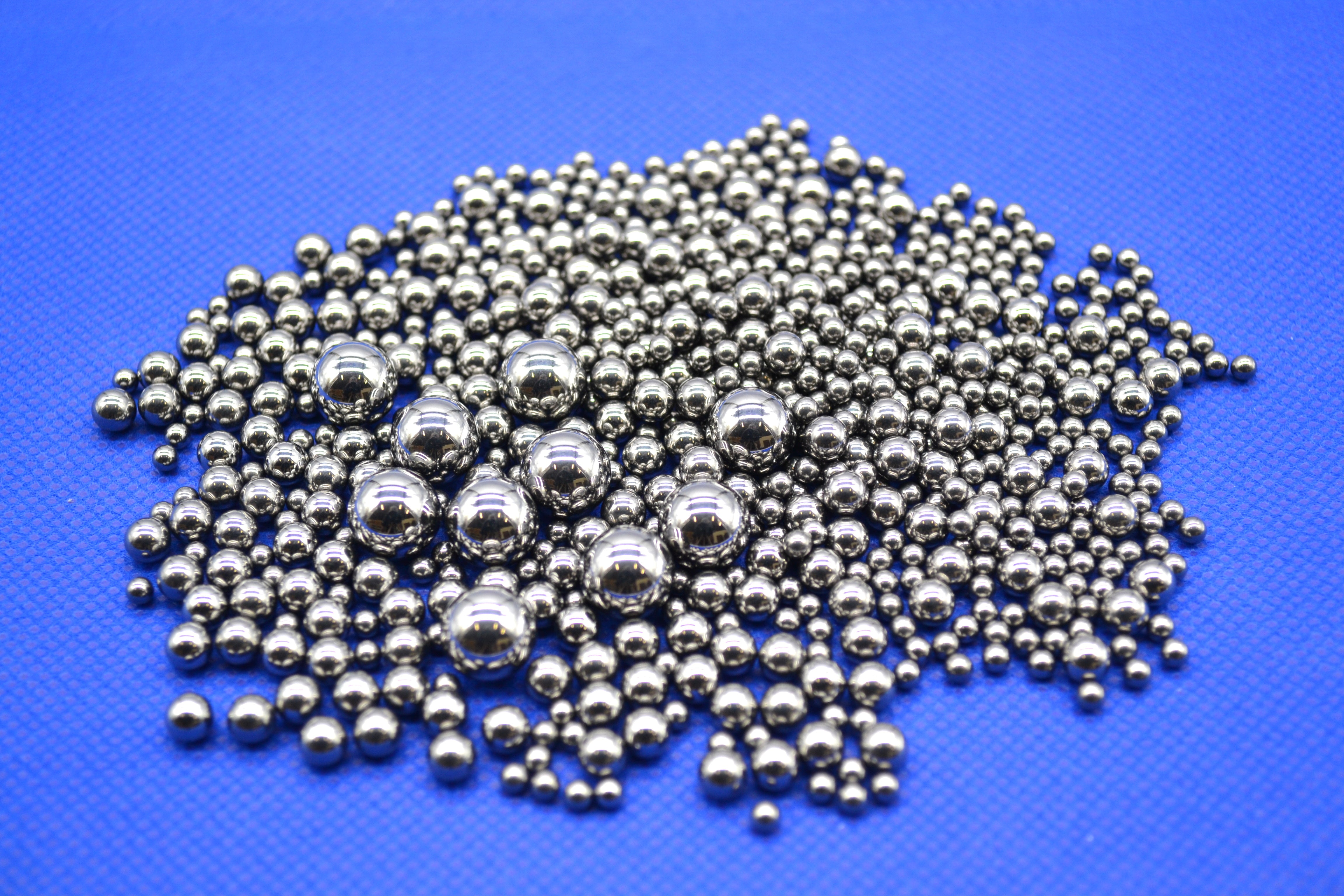 1/2-Inch Hardened Lead Ball Milling Media — Skylighter, Inc.